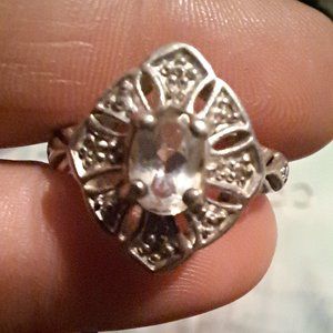Sz 7 Sterling Silver & white topaz